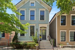 1728 N Hudson Avenue, Chicago, IL 60614