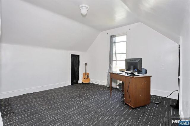 77 Columbus Avenue, Garfield, NJ 07026