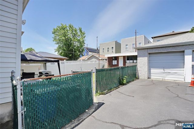 77 Columbus Avenue, Garfield, NJ 07026