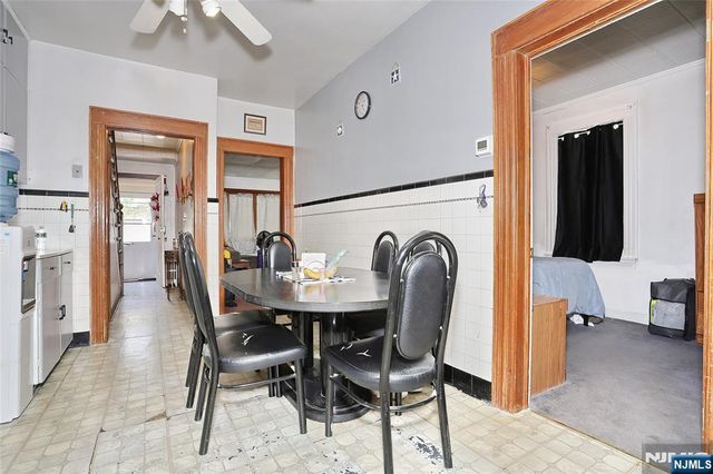 77 Columbus Avenue, Garfield, NJ 07026