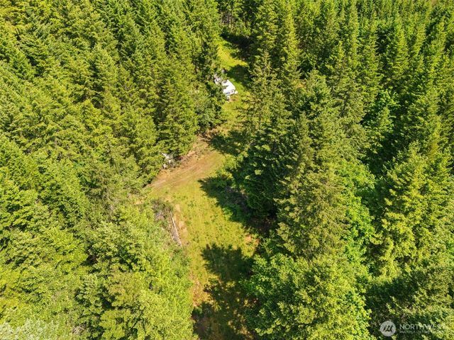 150 N Sunnyside Road, Shelton, WA 98584