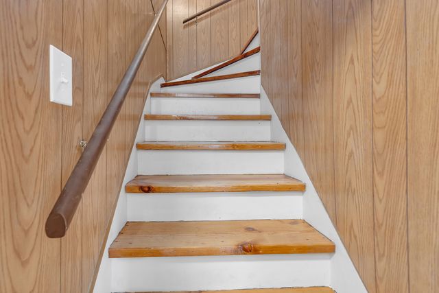 31 46th Avenue, Bellwood, IL 60104