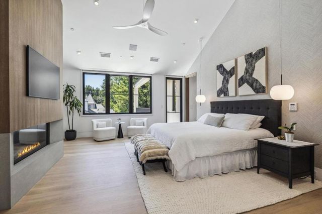 196 Patricia Drive, Atherton, CA 94027