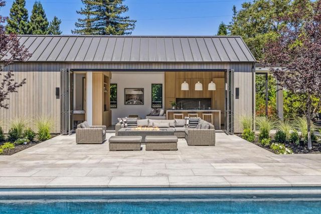 196 Patricia Drive, Atherton, CA 94027