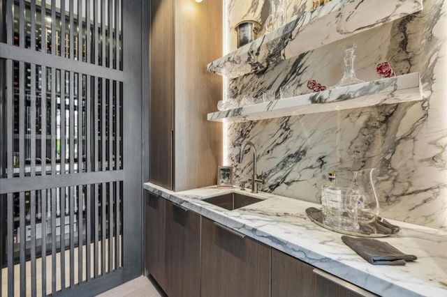 196 Patricia Drive, Atherton, CA 94027