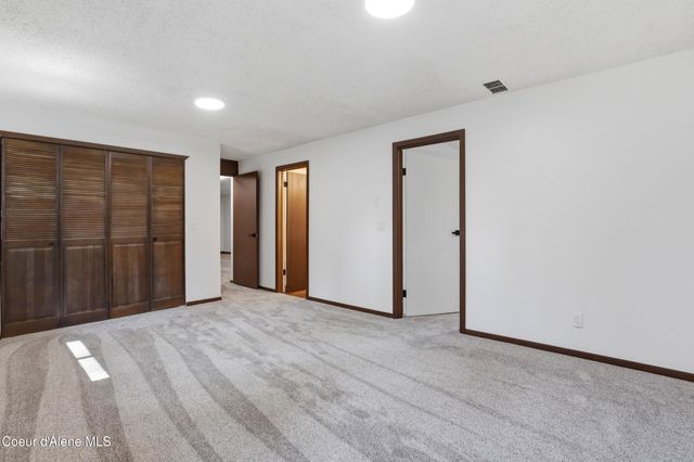 200 S Cottonwood CT, Post Falls, ID 83854