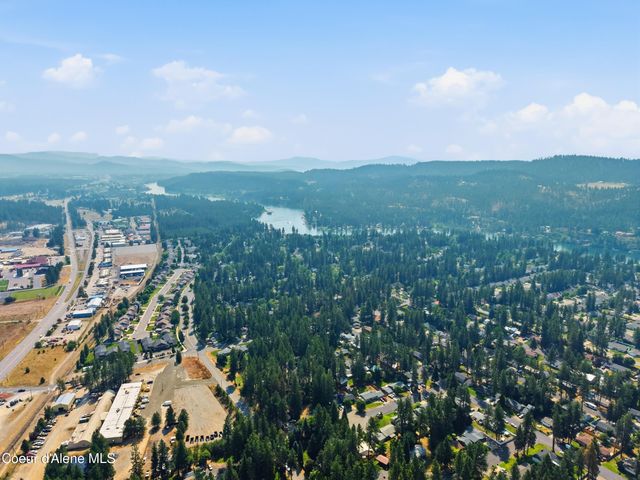200 S Cottonwood CT, Post Falls, ID 83854