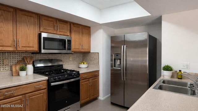 3360 N Manor Drive, Tucson, AZ 85750