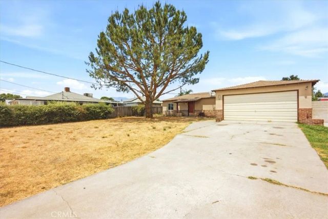 548 E Etiwanda, Rialto, CA 92376