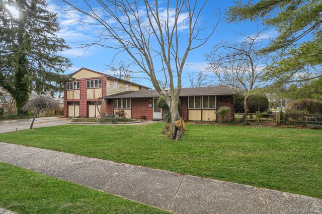 1344 Boston Avenue, Bay Shore, NY 11706