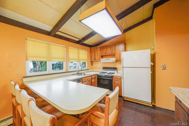 1344 Boston Avenue, Bay Shore, NY 11706