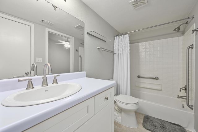3839 Dry Creek DR 207, Austin, TX 78731