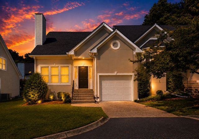 110 Hicks Rd, Nashville, TN 37221