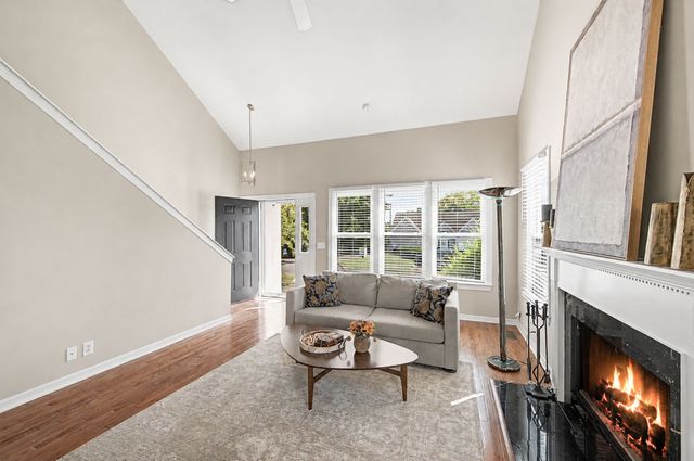 110 Hicks Rd, Nashville, TN 37221