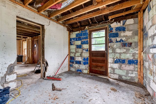 268 Express Rd, Sparta, TN 38583