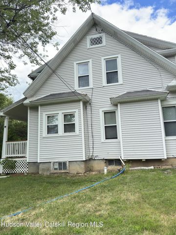 44 Apple Meadow Road, Hudson, NY 12534