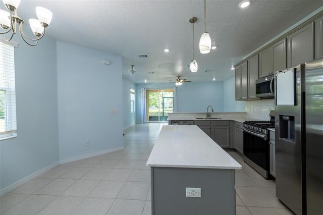 5732 SPOTTED HARRIER WAY, Lithia, FL 33547
