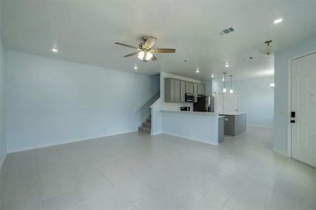 5732 SPOTTED HARRIER WAY, Lithia, FL 33547