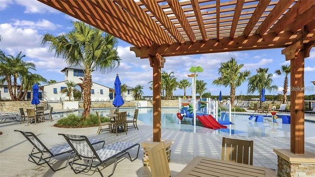 5732 SPOTTED HARRIER WAY, Lithia, FL 33547