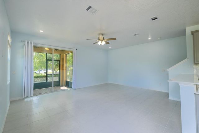 5732 SPOTTED HARRIER WAY, Lithia, FL 33547