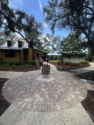 5732 SPOTTED HARRIER WAY, Lithia, FL 33547