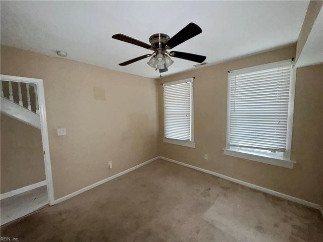 1405 Perry ST, Chesapeake, VA 23324