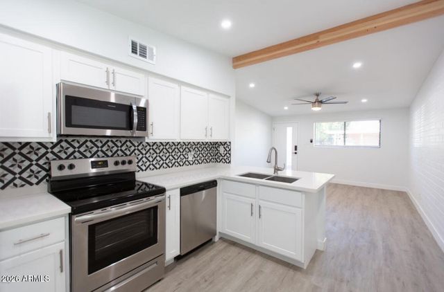 1605 E MONTEBELLO Avenue, Phoenix, AZ 85016