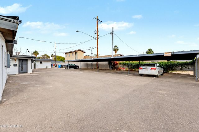 1605 E MONTEBELLO Avenue, Phoenix, AZ 85016