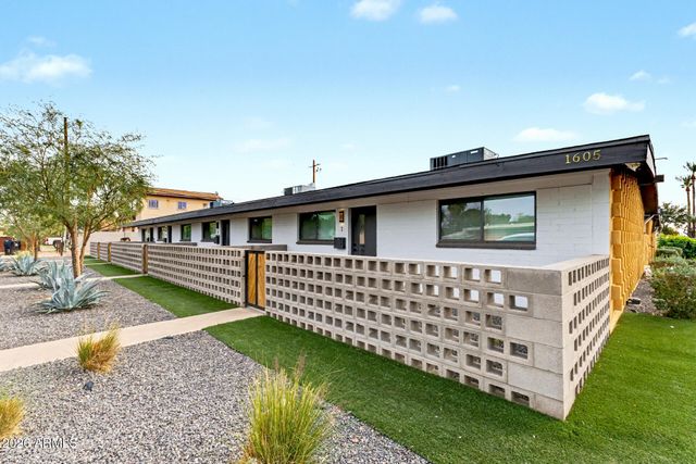 1605 E MONTEBELLO Avenue, Phoenix, AZ 85016