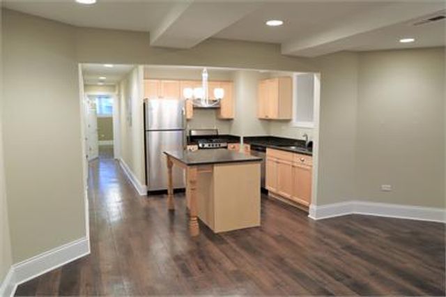 3821 N Lakewood Avenue G, Chicago, IL 60613