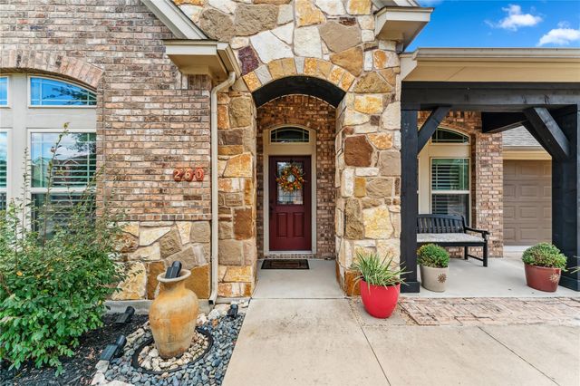 260 Sand Hills LN, Austin, TX 78737