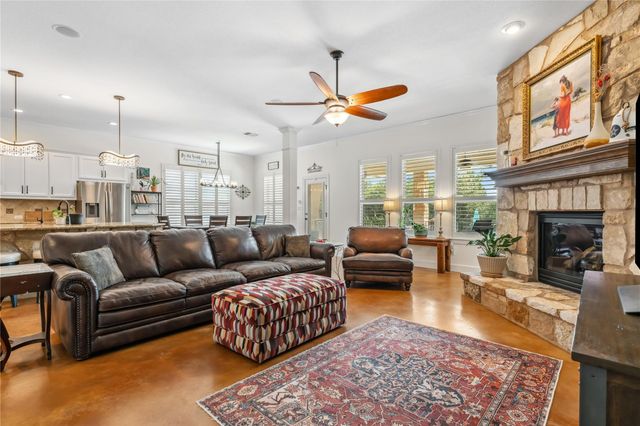 260 Sand Hills LN, Austin, TX 78737