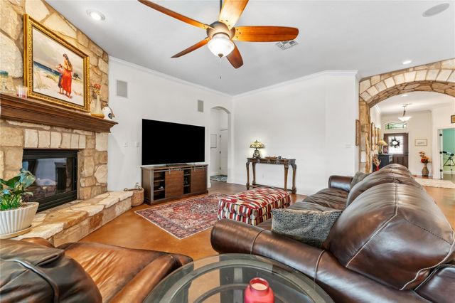 260 Sand Hills LN, Austin, TX 78737