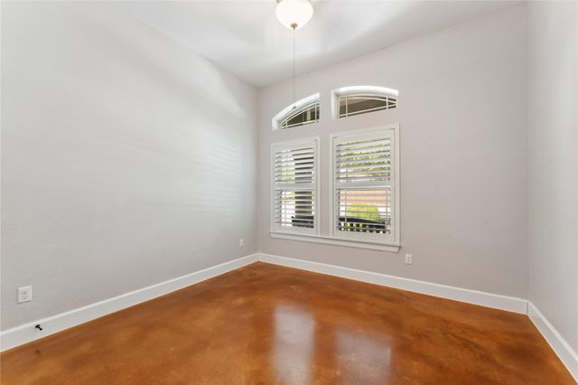 260 Sand Hills LN, Austin, TX 78737