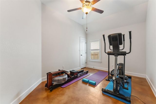 260 Sand Hills LN, Austin, TX 78737