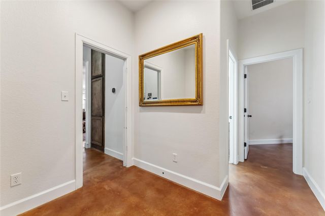 260 Sand Hills LN, Austin, TX 78737