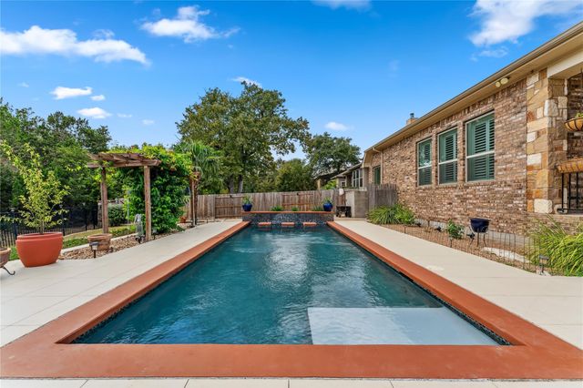 260 Sand Hills LN, Austin, TX 78737