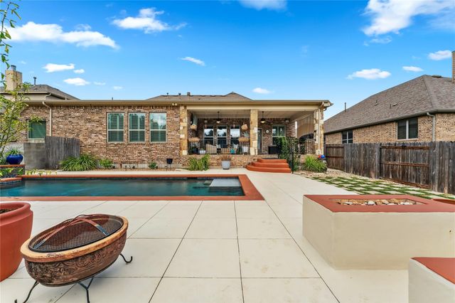 260 Sand Hills LN, Austin, TX 78737