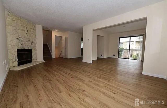 1502 Edison Glen Terrace, Edison, NJ 08837