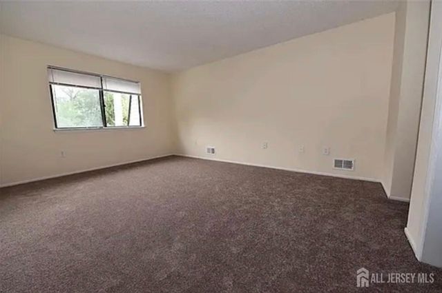 1502 Edison Glen Terrace, Edison, NJ 08837