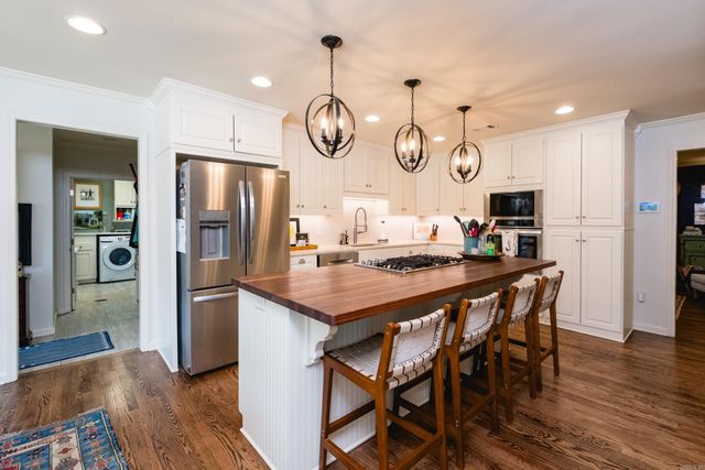7 Ranch Valley Road, Little Rock, AR 72207
