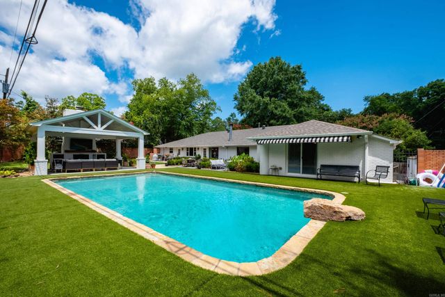 7 Ranch Valley Road, Little Rock, AR 72207