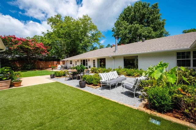 7 Ranch Valley Road, Little Rock, AR 72207