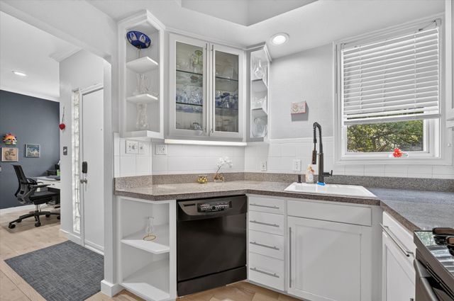 4040 Avondale Avenue 309, Dallas, TX 75219