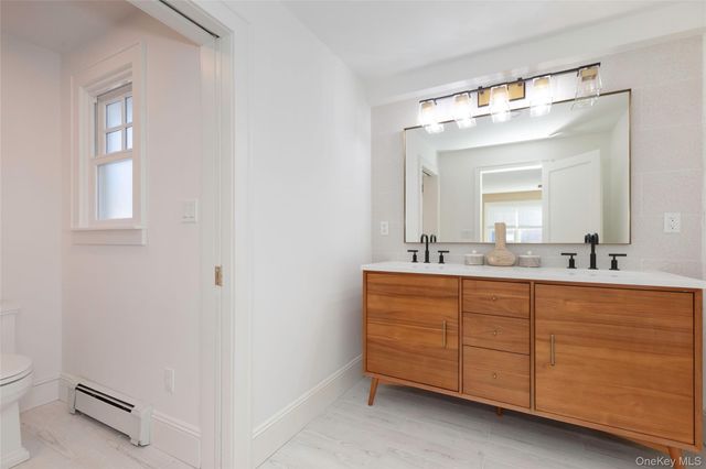 211 Bowne Street, Bronx, NY 10464