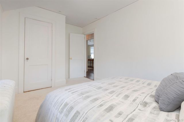 211 Bowne Street, Bronx, NY 10464