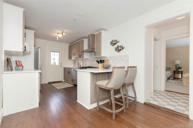 211 Bowne Street, Bronx, NY 10464