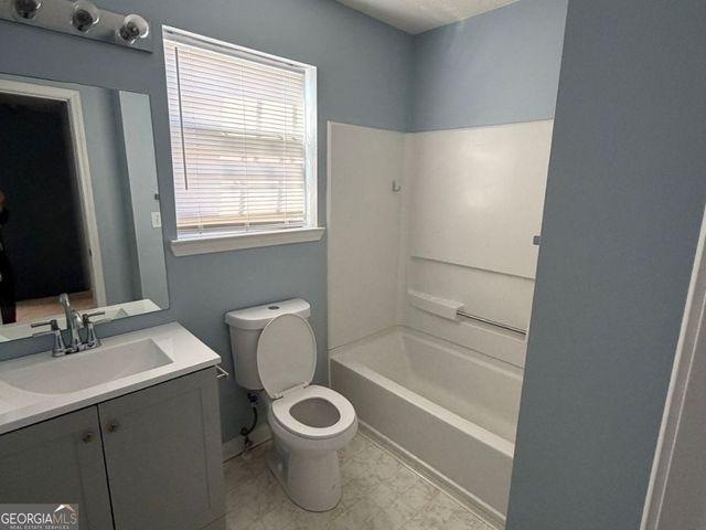 2409 Brianna Drive, Hampton, GA 30228