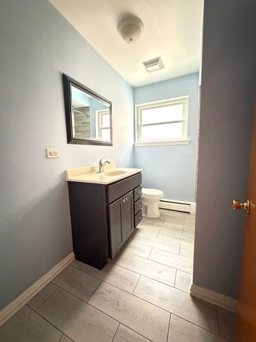 7732 W ADDISON Street 1, Chicago, IL 60634