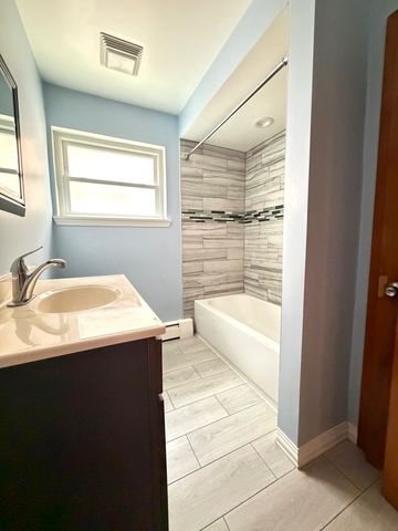 7732 W ADDISON Street 1, Chicago, IL 60634